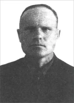 Михаил Шангин Михаил Леонтьевич Шангин родился в 1919 году в селе Чаша - фото 24