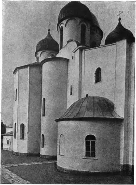 85 Софийский собор в Новгороде 86 Собор Мирожского монастыря Псков 87 - фото 178