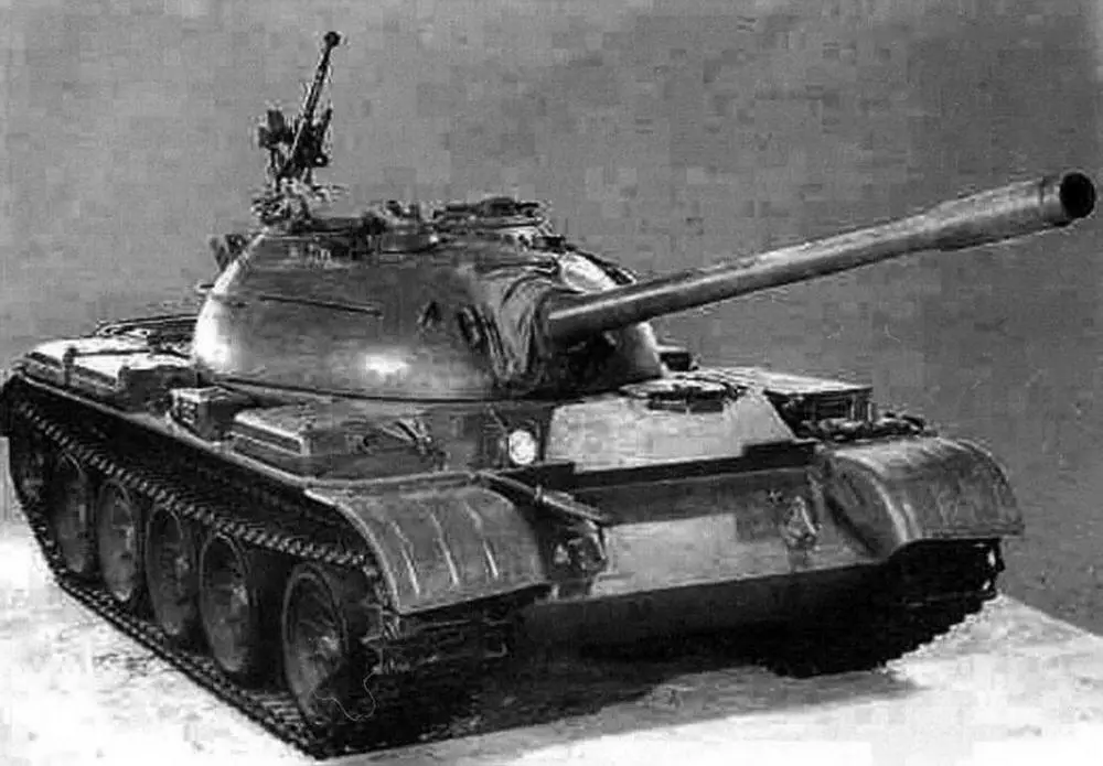 Танк Т54 А оснащенный ПАЗ Концепция ограниченной войны Ядерная гонка - фото 4