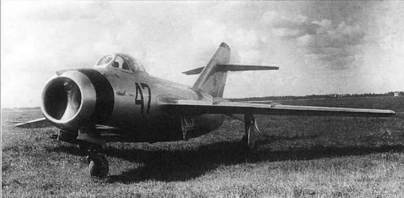 МиГ15бис 53210347 во время специальных летных исследований по определению - фото 32