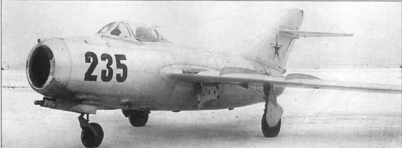 Пушки НР23 установленные на МиГ15бис 122035 Для исключения повреждения - фото 35