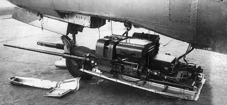 Серийный самолетразведчик МиГ15Рбис 55210101 с 600литровыми ПТБ улучшенной - фото 82