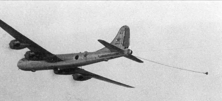 Бомбардировщик Ту4 1840848 оборудованный в дополнение к прибору автосцепки - фото 99