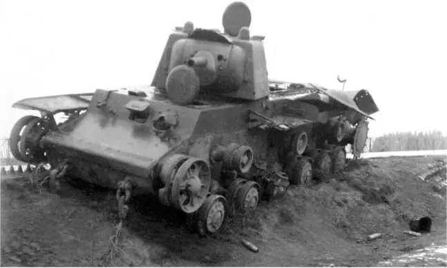 Танк КВ1 выпуска июня 1941 года из состава 1й Пролетарской моторизованной - фото 95