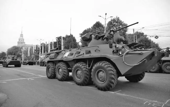 БТР броневой транспортер Следующий гранатометный выстрел мог стать для - фото 64