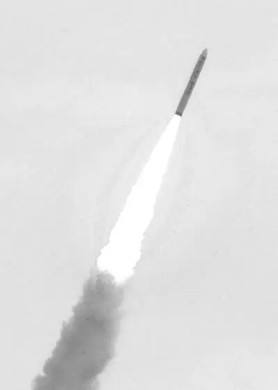 Гиперзвуковая баллистическая ракета Минотавр4 Эта военная мощь увы не - фото 75