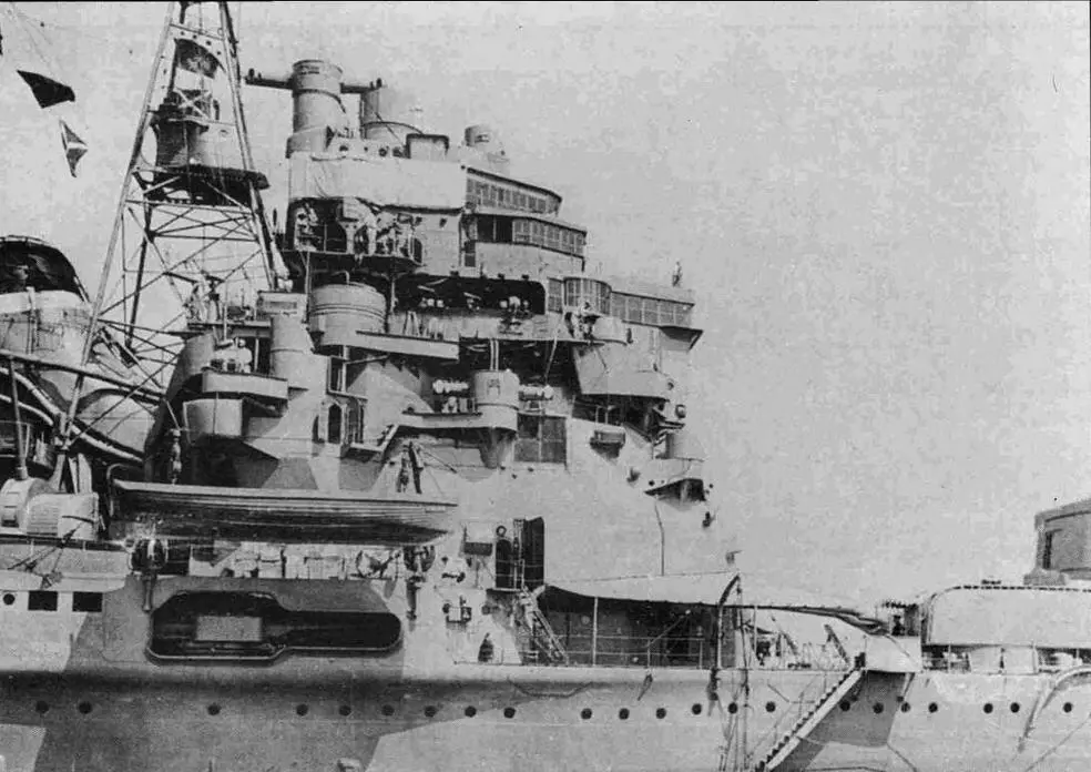 Носовая надстройка на Текай 1938 год Носовая надстройка на Такао после - фото 90
