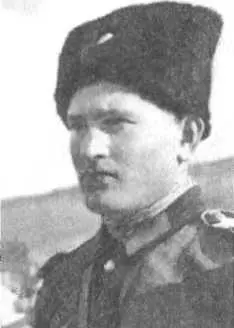 Подхорунжий Добровольческого донского казачьего полка 19421943 гг Эту - фото 35