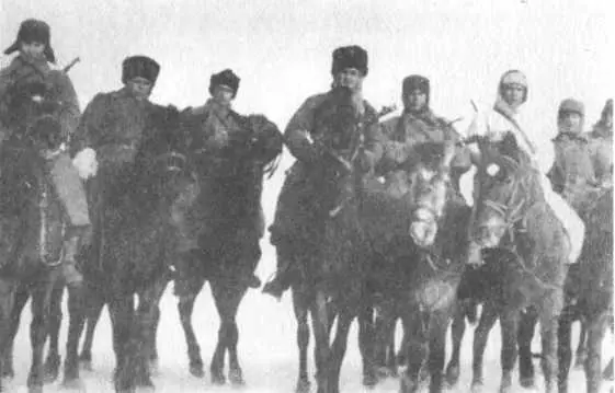 Группа казаков на южном участке Восточного фронта Январь 1943 г Группы - фото 71