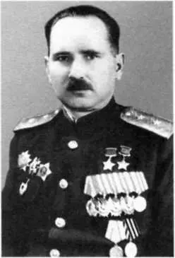 Командир 73й гв стрелковой дивизии генераллейтенант в период Курской битвы - фото 52