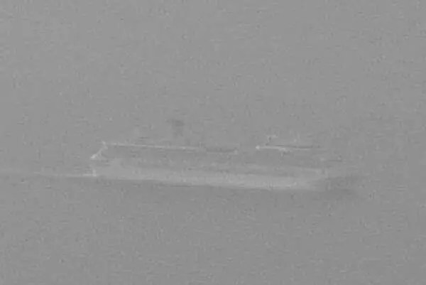 Напоследок хочу вас немного развлечь Этот корабль я видел с Везувия в конце - фото 167