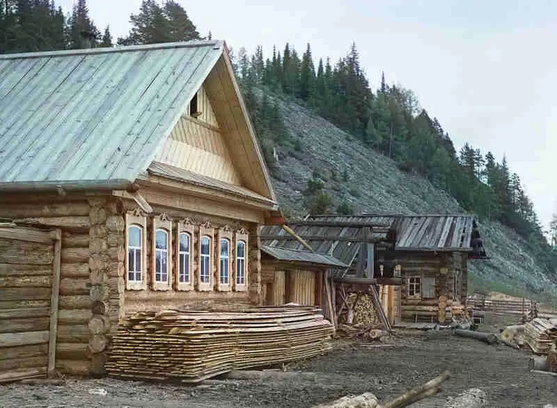 С М ПрокудинГорский Крестьянская изба в деревне Мартьяновой Река - фото 72