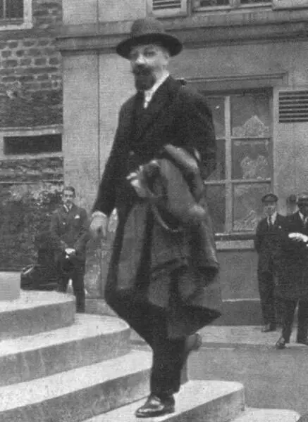 Александр Павлович Кутепов Париж 1929 г Следственный эксперимент на месте - фото 61
