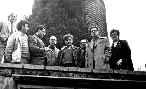 Рис 3199a 1986 год г Баку конференция по топологии Слева направо А М - фото 317