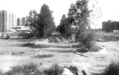 Участок МОЖД через который проложили Вербную улицу Фото 1950х гг из архива - фото 118