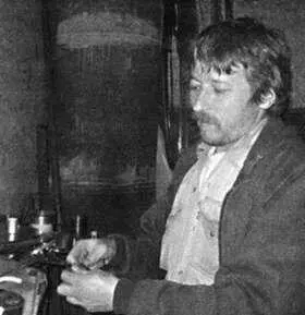 Б Казаков в киномастерской на Новосельковской 16 Ноябрь 2006 г Фото автора - фото 181