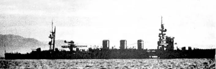 Исудзу в Токийской бухте 14 сентября 1944 г Натори в доке во время - фото 278