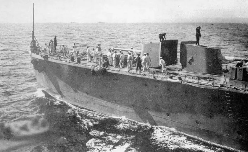 Дзинцу в середине 1930х гг два фото вверху и Сендай в 1939 г - фото 301