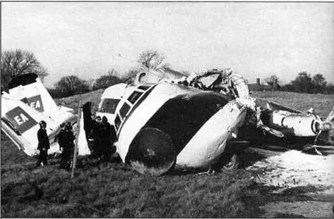 Разбившийся 12 декабря 1967 г на аэродроме Стандстед Аргоси 222й серии - фото 47