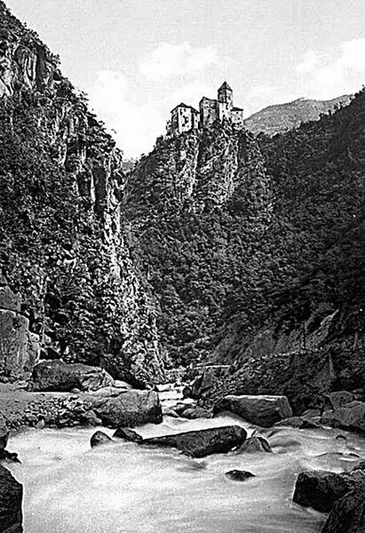Замок Карнид Замок Гранде На острове Родос в XV веке рыцарями монахами - фото 386