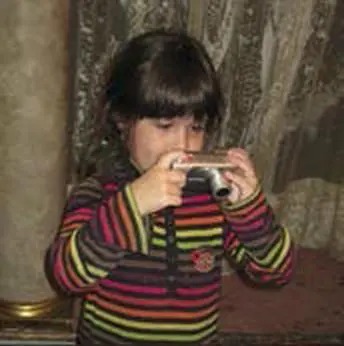 Эмили и ее семья Разберем процесс создания фотокнижек подробнее используя - фото 18