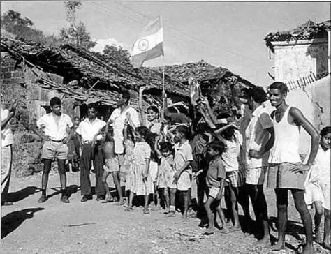 Теперь Гоа Индия 19 декабря 1961 г Португальские военнослужащие покидают - фото 49