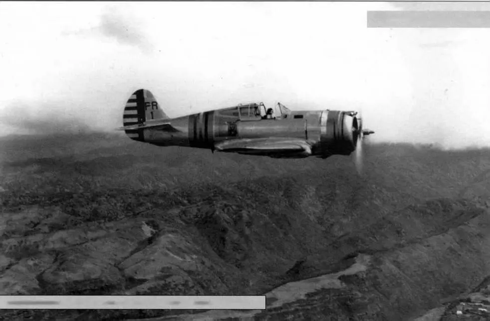 Американский Р36А в полете над о Оаху Гаваи 1940 г Вначале 30х годов - фото 55