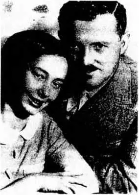 Он же с дочерью 1937 год Барселона Александр Белкин один из создателей - фото 50