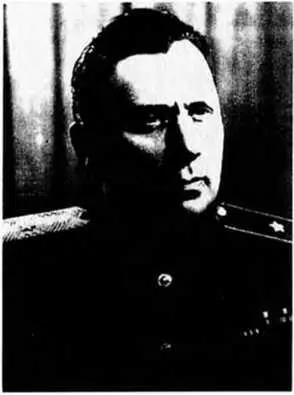 Генералмайор НИЭйтингон 1951 год ВНМеркулов нарком министр - фото 81