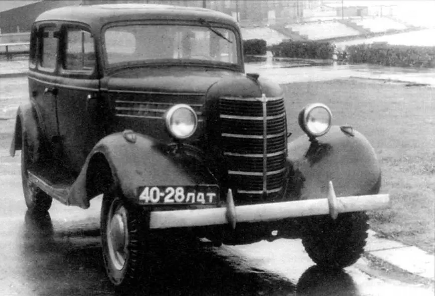 Легковой автомобиль ГАЗ1173 Снимок 1970х годов Командир 144й стрелковой - фото 16