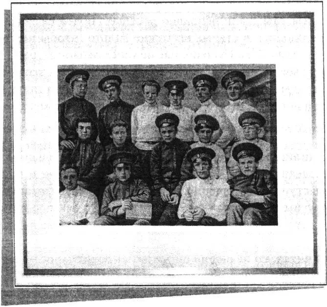 Вот кстати один из Жениных нумеров Француз Яков Яковлевич Фрей пишет - фото 6
