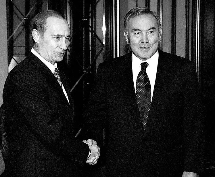 Президент Казахстана Нурсултан Назарбаев встречается с председателем - фото 71