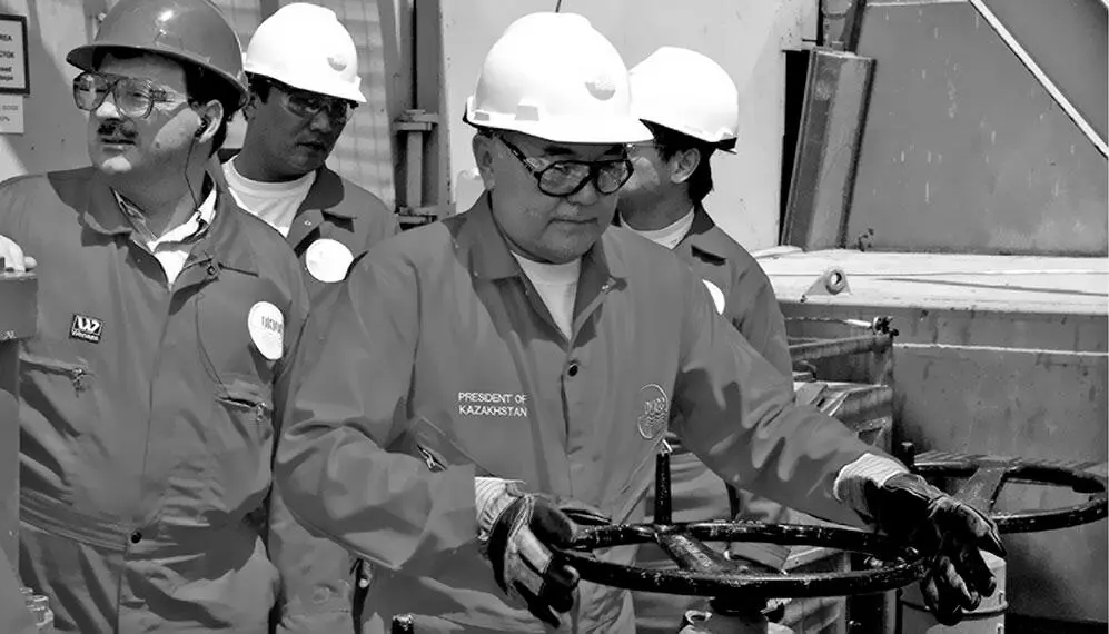Даешь большую нефть О нефтяной отрасли он пишет так Казахстану отводилась - фото 82