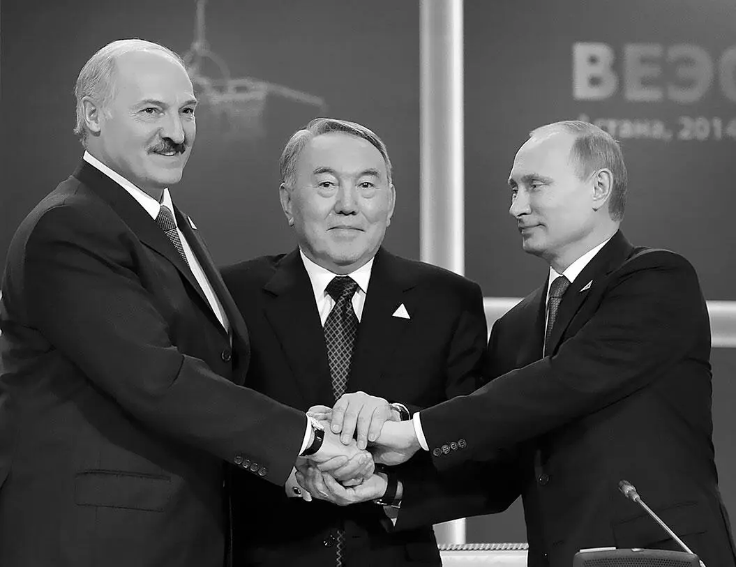 Подписание договора о ЕАЭС Май 2014 г г Астана Впрочем если придерживаться - фото 85