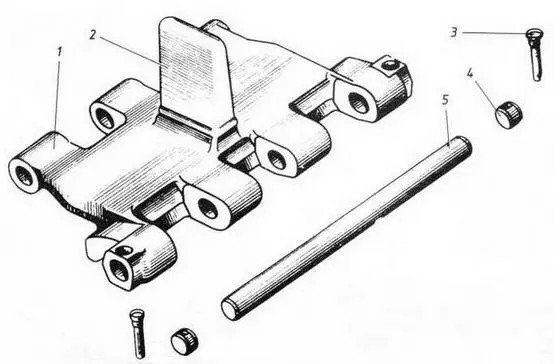 Детали гусеницы 1 плица трака 2 клык 3 палец 4 пробка 5 - фото 102