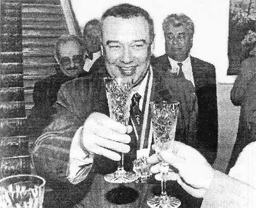 Владимир Чуб принимает поздравления Итак губернатор вступил в должность - фото 19