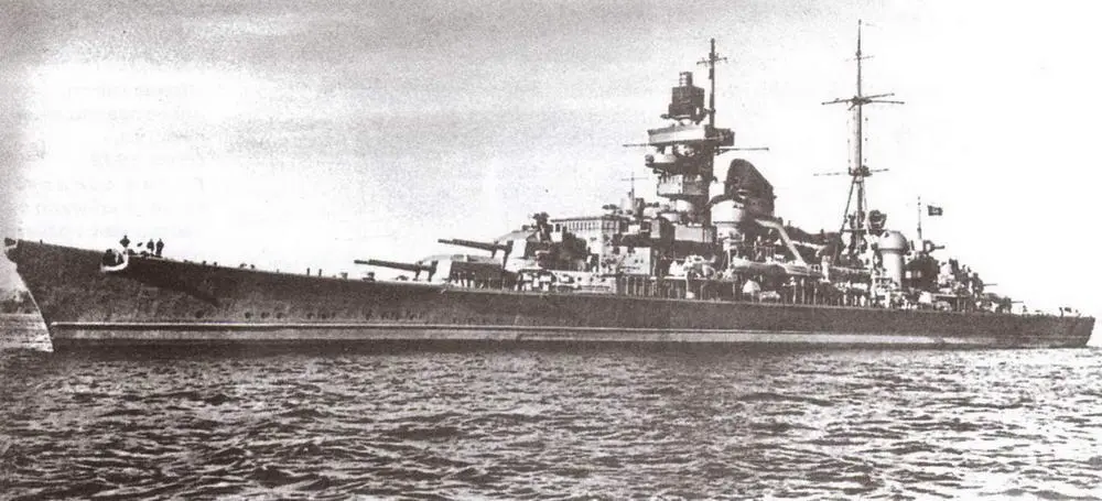 Крейсер Принц Ойген в 1944 г Между тем обстановка для немцев становилась - фото 163