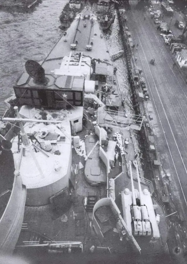 Вид с фокмачты Принца Ойгена в нос и в корму февраль 1946 г Принц - фото 68
