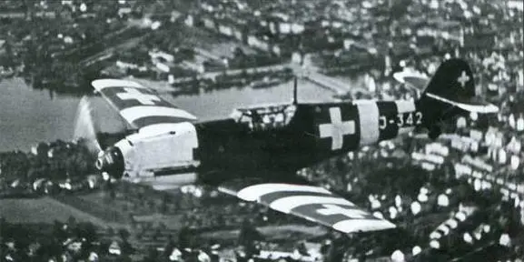 Истребитель Bf 109Е из 2го авиаполка ВВС Швейцарии Истребитель MS406 - фото 132