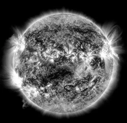 Снимок Солнца NASA Если теперь земля может прокормить в 5000 раз больше чем - фото 17