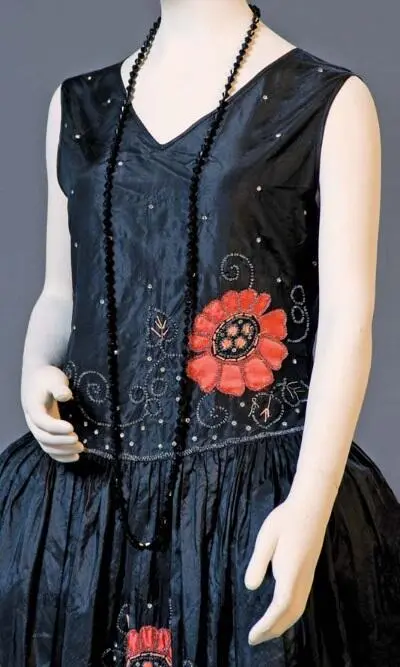 Жанна Ланвен Деталь платья кроя robe de style 1923 г Электронный архив - фото 188