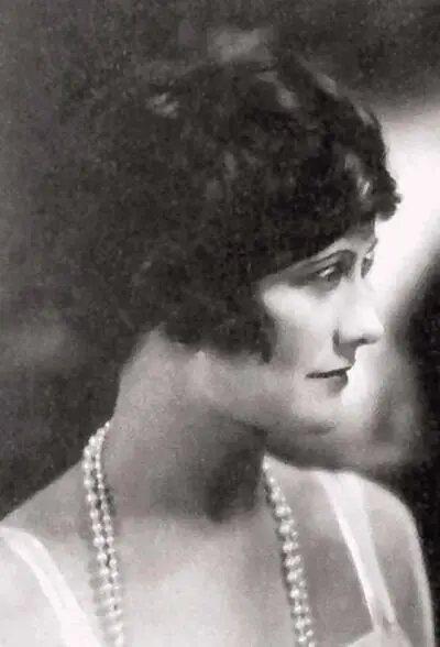 Коко Шанель со стрижкой боб 1920 год Из фонда А А Васильева - фото 200