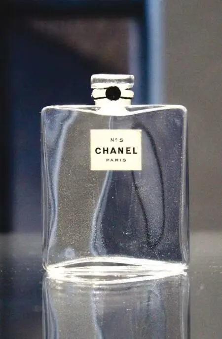 Парфюм Chanel 5 1921 год Частная коллекция Реклама парфюма Chanel - фото 203