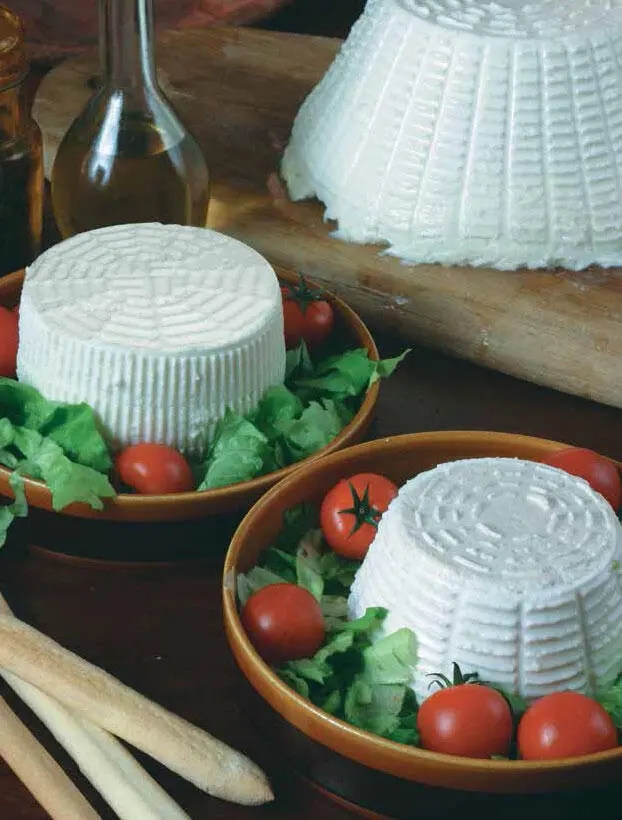 Рикотта делается из сыворотки оставшейся от любого молока поэтому вкус и - фото 64