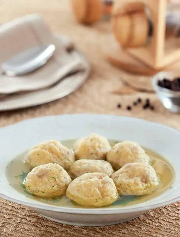 Кнели от фр quenelle фрикаделька Клёцки из мясного или рыбного фарша - фото 32