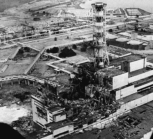 Чернобыльская АЭС Апрель 1986 г 26 апреля 028 Мощность реактора снизилась - фото 318