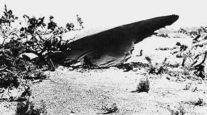Один из немногих снимков запечатлевших странный объект НьюМексико 1947 г - фото 352