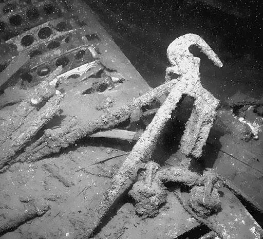 Остатки Макона под водой Съемка 2006 г Макон коснулся кормой воды в 16 км - фото 381