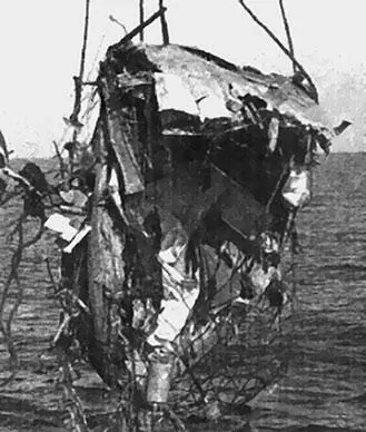 Фрагменты Кометы извлеченные из моря Комиссией по расследованию было - фото 410
