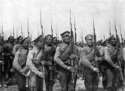 Русская пехота Осенью 1916 г германские войска перешли к обороне а - фото 409